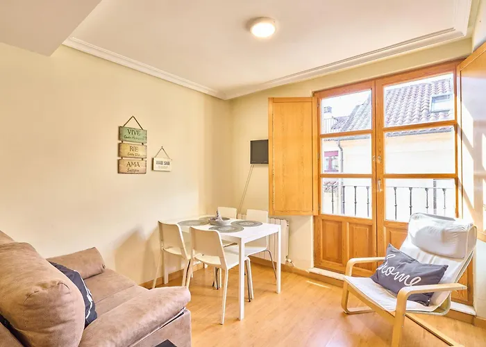 San Justo Apartment *